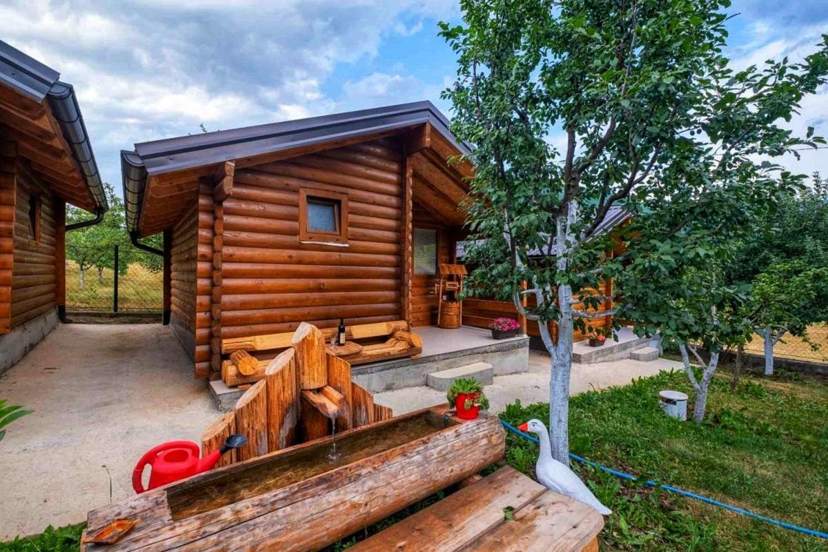 Holiday Bungalows & Food Plav Dış mekan fotoğraf